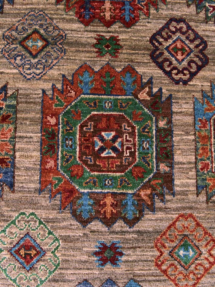 Detail image of 5' 1 x 7' 3 Hand Knotted Ariana Ziegler Rug
