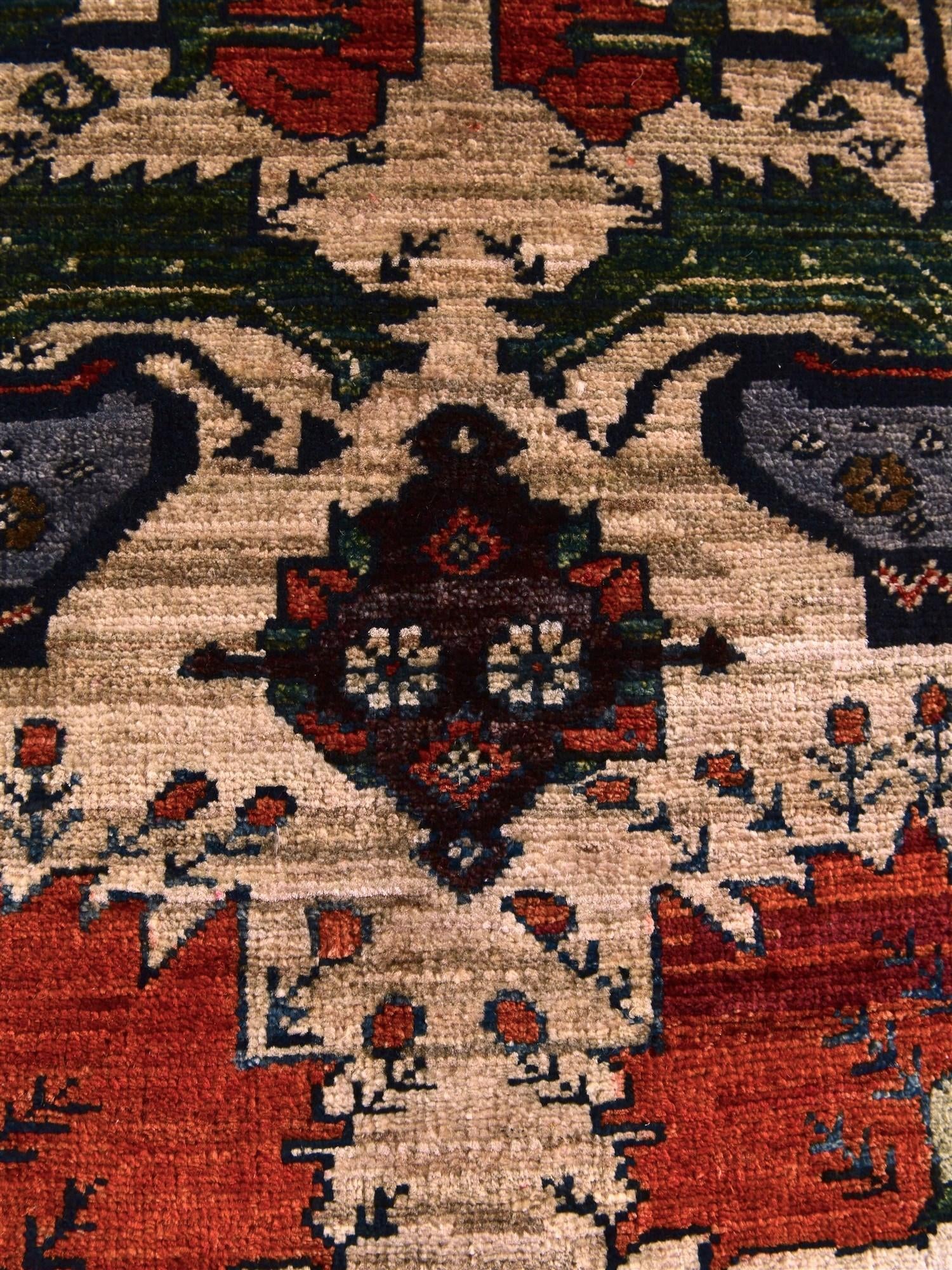 2' 8 x 4' Hand Knotted Ariana Ziegler Rug