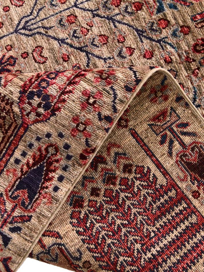 Detail image of 3' 4 x 5' Hand Knotted Ariana Ziegler Rug