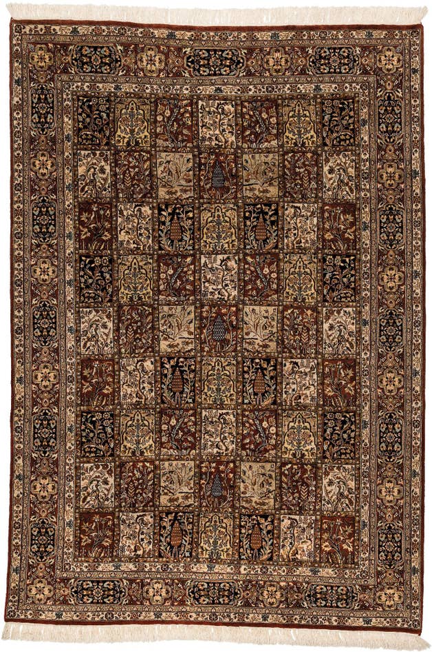 Detail image of 6' 8 x 9' 8 Hand Knotted Bakhtiar Oriental Wool Rug