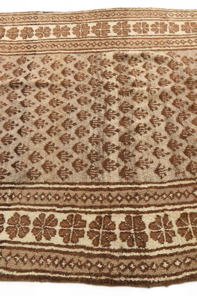 Detail image of 5' x 7' 7 Hand Knotted Balouch Wool Rug