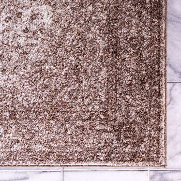 Detail image of 4' x 6' Bexley Rug