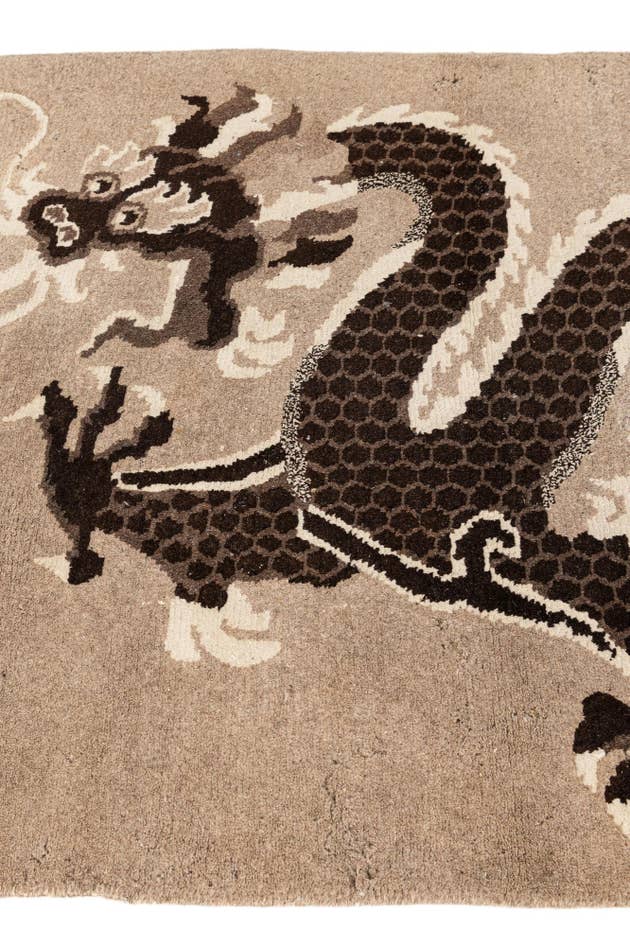 Detail image of 3' 1 x 5' 7 Hand Knotted Carved Pekin Oriental Wool Rug