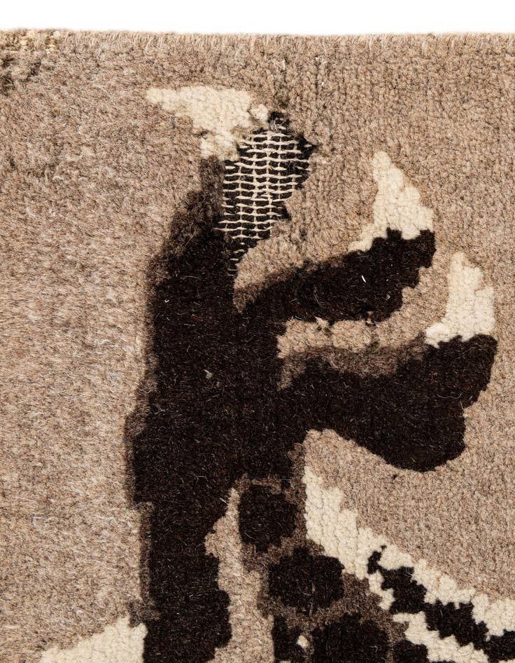 Detail image of 3' 1 x 5' 7  Hand Knotted Carved Pekin Oriental Wool Rug