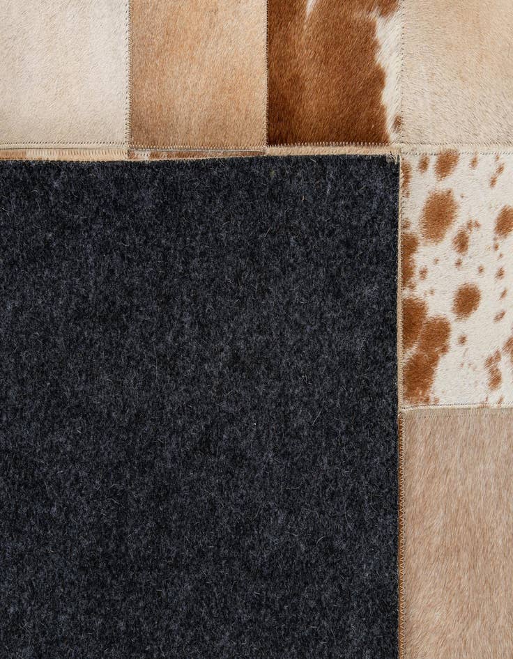 Detail image of 8' 2 x 10' Cowhide - Patchwork Rug