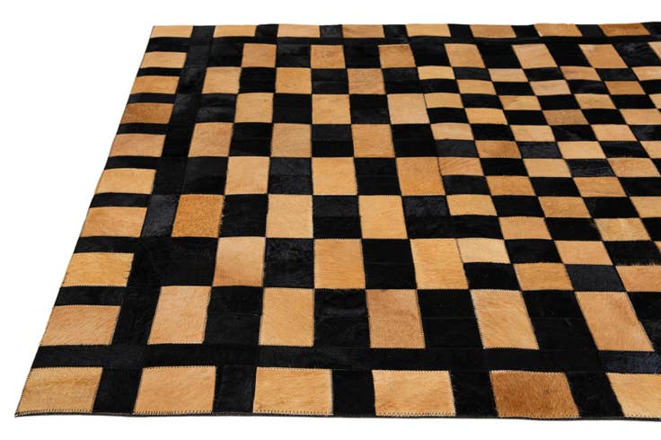 Detail image of 5' 1 x 8' Cowhide - Patchwork Rug