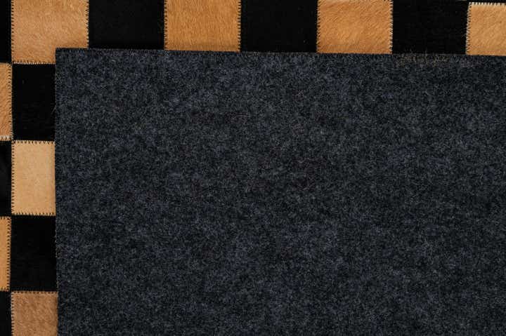 5' 1 x 8' Cowhide - Patchwork Rug