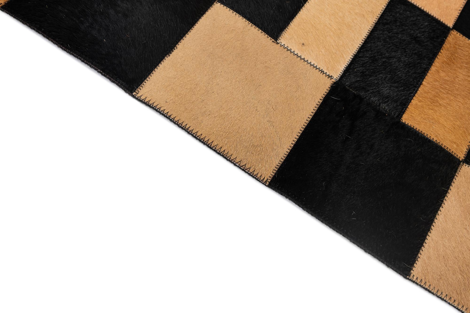 5' 1 x 8' Cowhide - Patchwork Rug