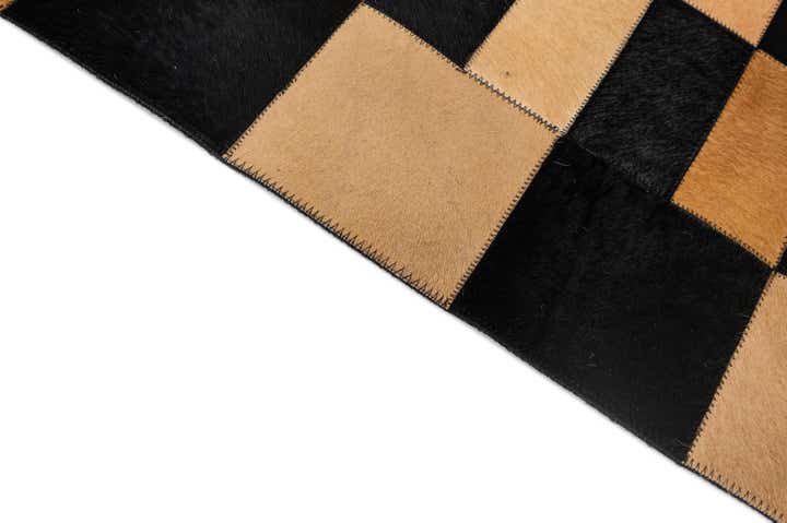 5' 1 x 8' Cowhide - Patchwork Rug