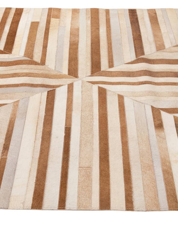 Detail image of 5' 2 x 7' 10 Cowhide - Patchwork Rug