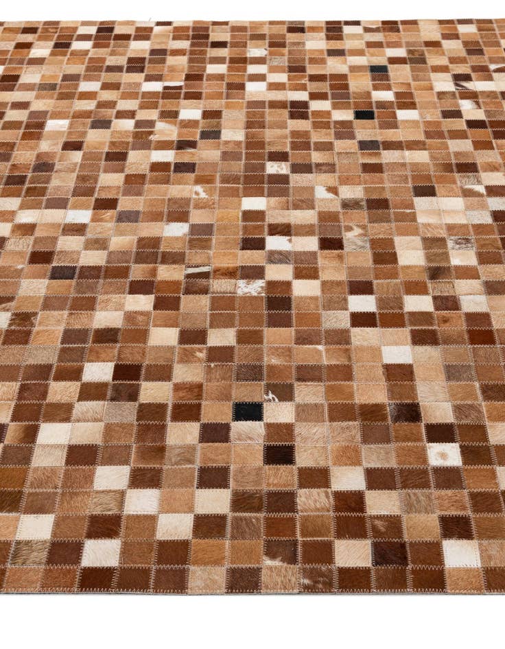 Detail image of 5' 1 x 7' 11 Cowhide - Patchwork Rug