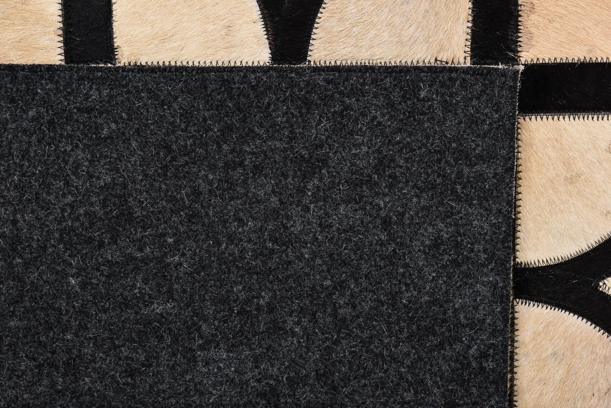 5' x 7' 10 Cowhide Leather Rug