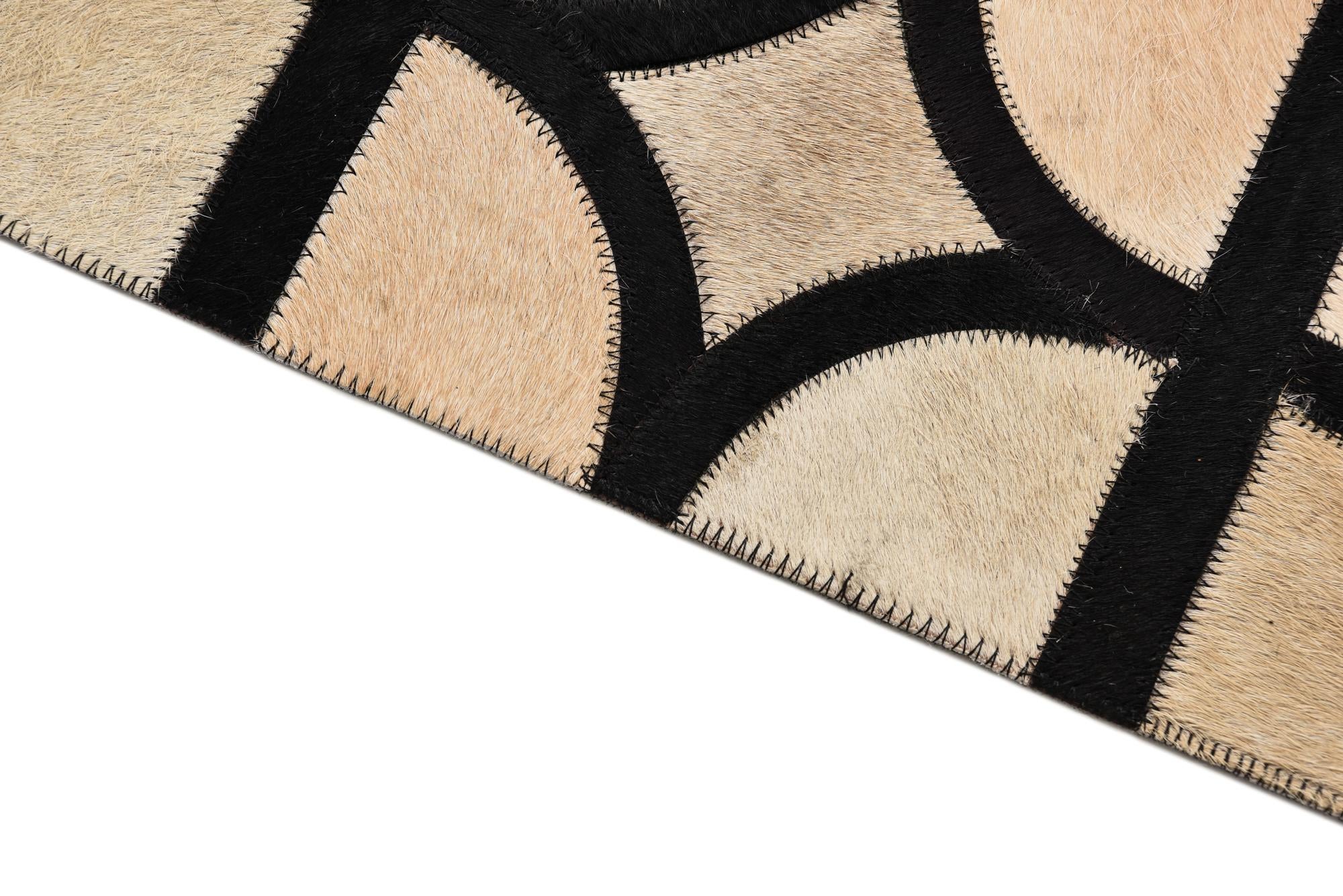 5' x 7' 10 Cowhide Leather Rug