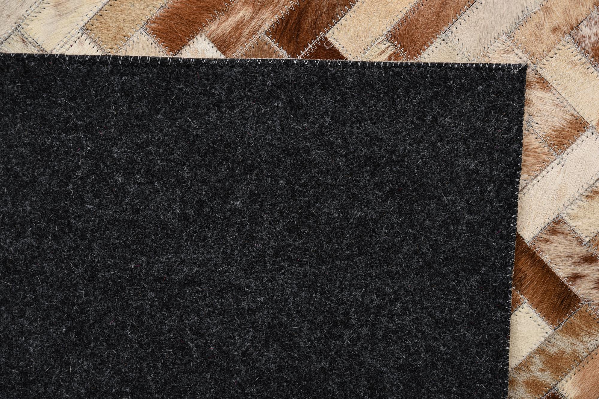 5' 2 x 8' Cowhide Leather Rug