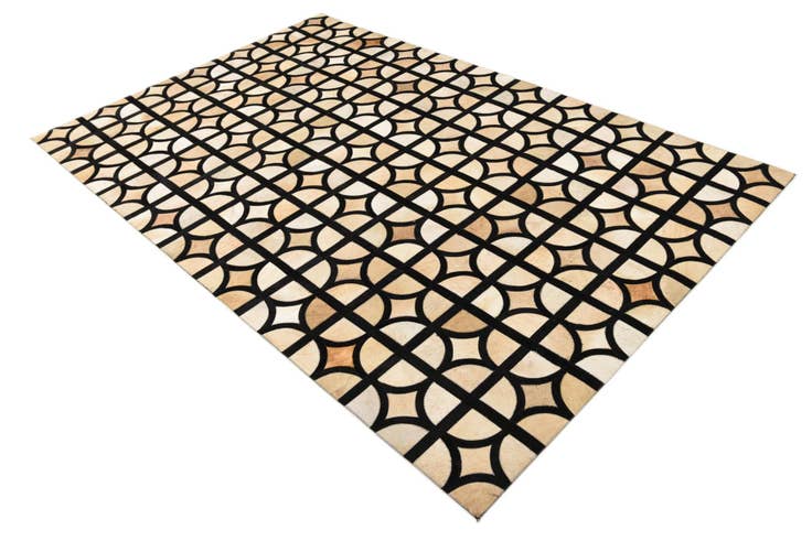 Detail image of 5' x 7' 10 Cowhide Leather Rug
