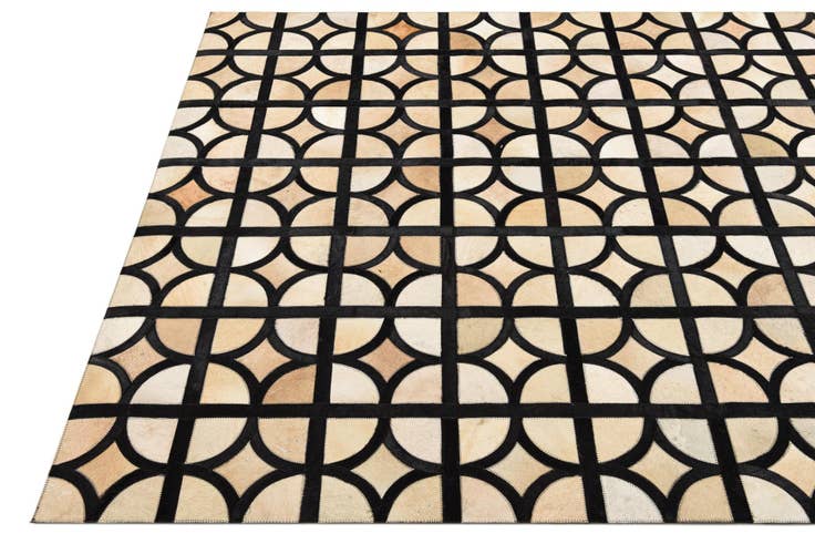 Detail image of 5' x 7' 10 Cowhide Leather Rug