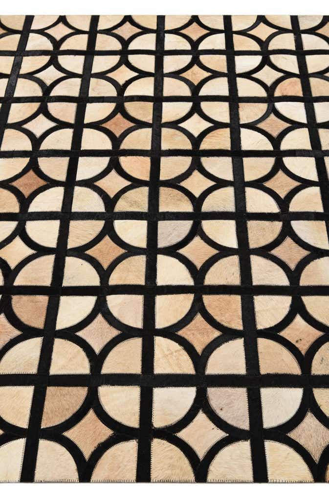5' x 7' 10 Cowhide Leather Rug