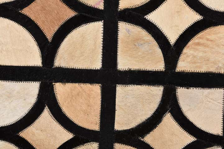 5' x 7' 10 Cowhide Leather Rug