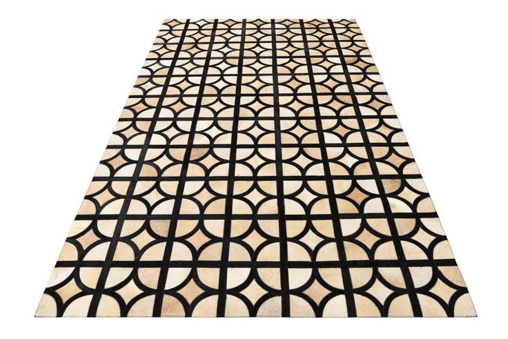 Detail image of 5' x 7' 10 Cowhide Leather Rug