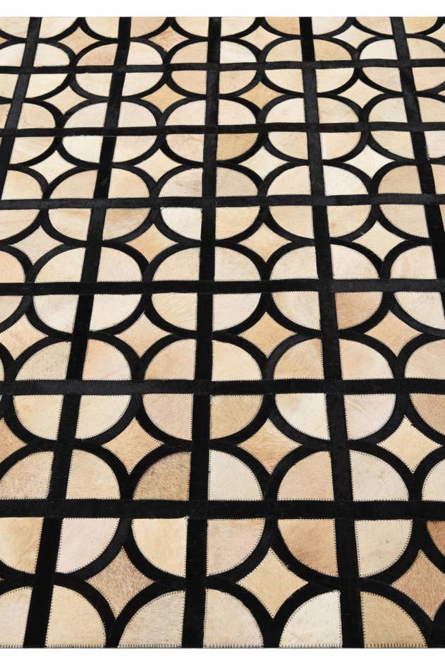 Detail image of 5' x 7' 10 Cowhide Leather Rug