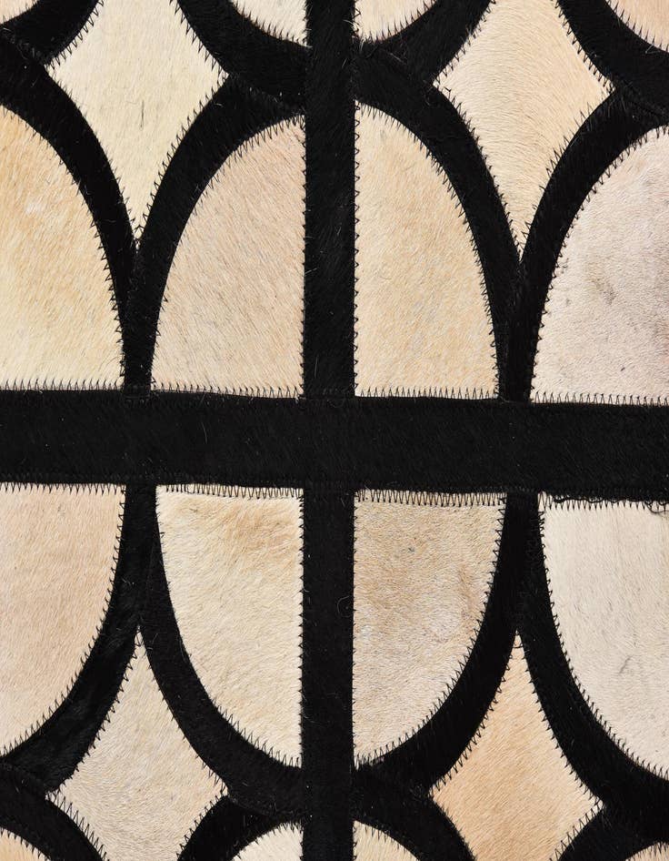 Detail image of 5' x 7' 10 Cowhide Leather Rug