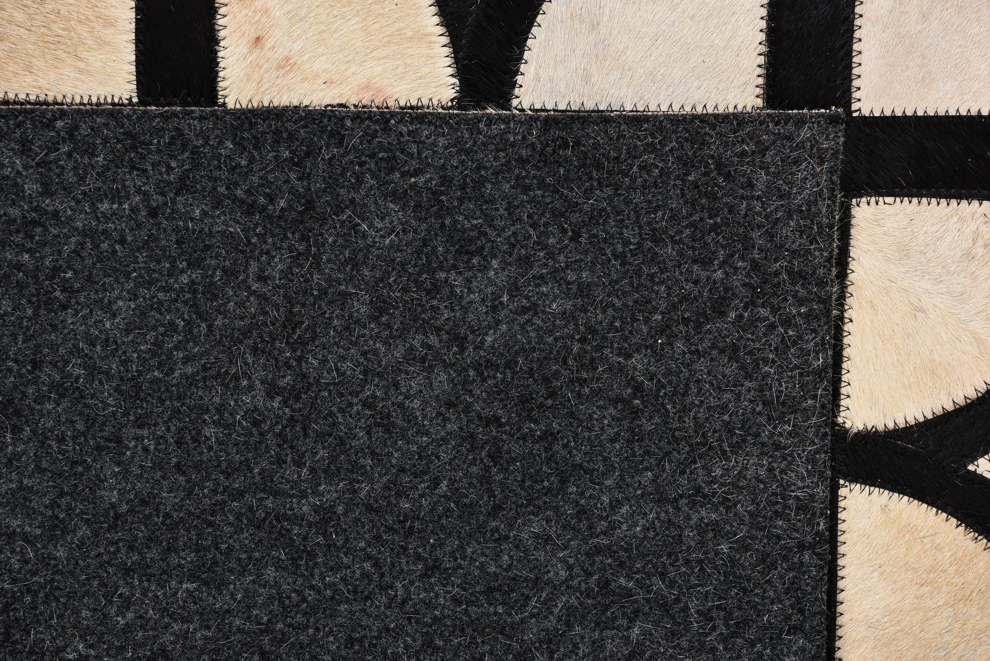 5' x 7' 10 Cowhide Leather Rug