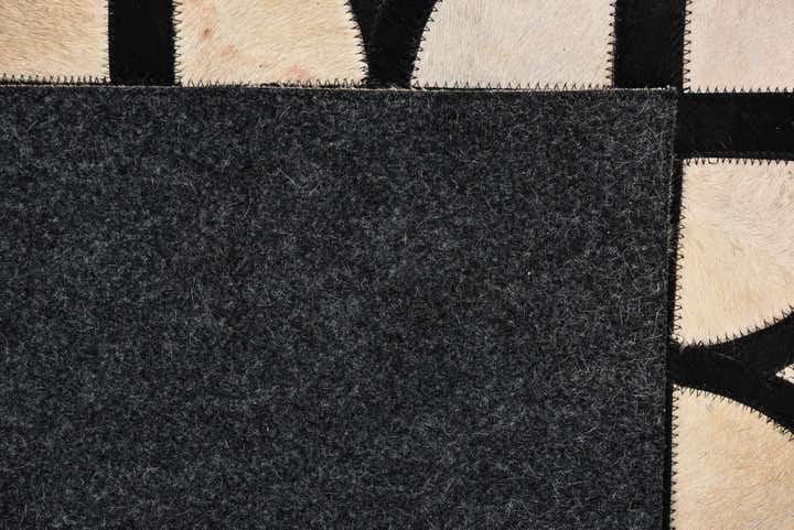 5' x 7' 10 Cowhide Leather Rug