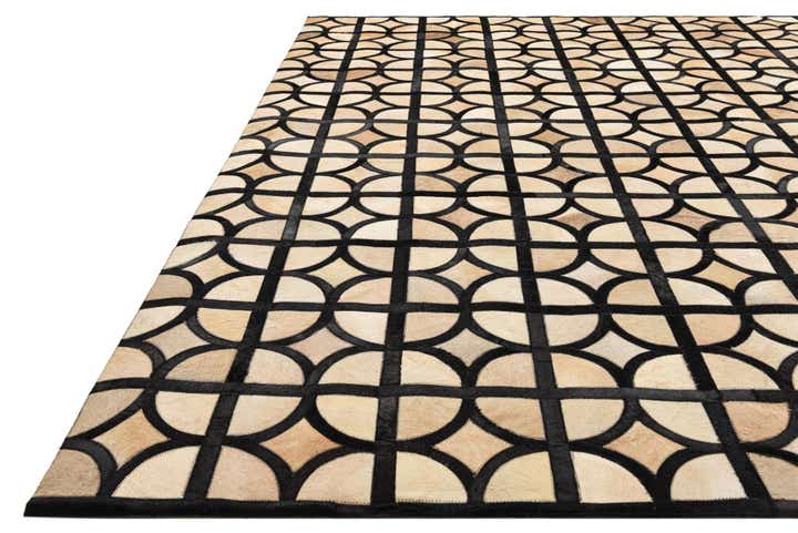 8' 1 x 10' Cowhide Leather Rug