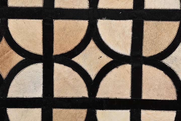8' 1 x 10' Cowhide Leather Rug
