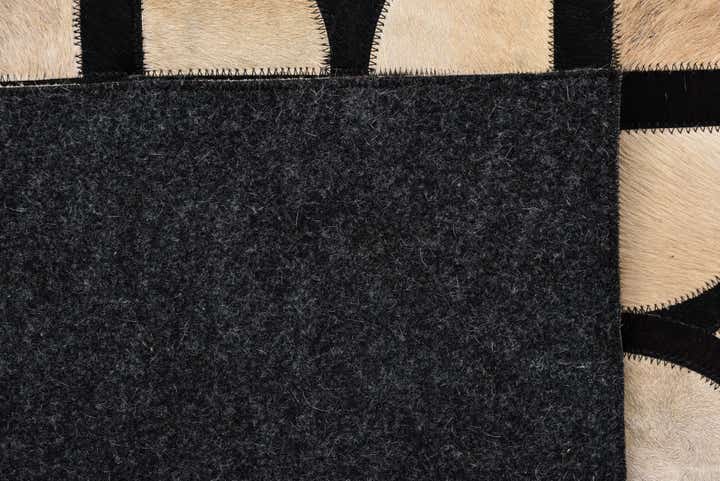 8' 1 x 10' Cowhide Leather Rug