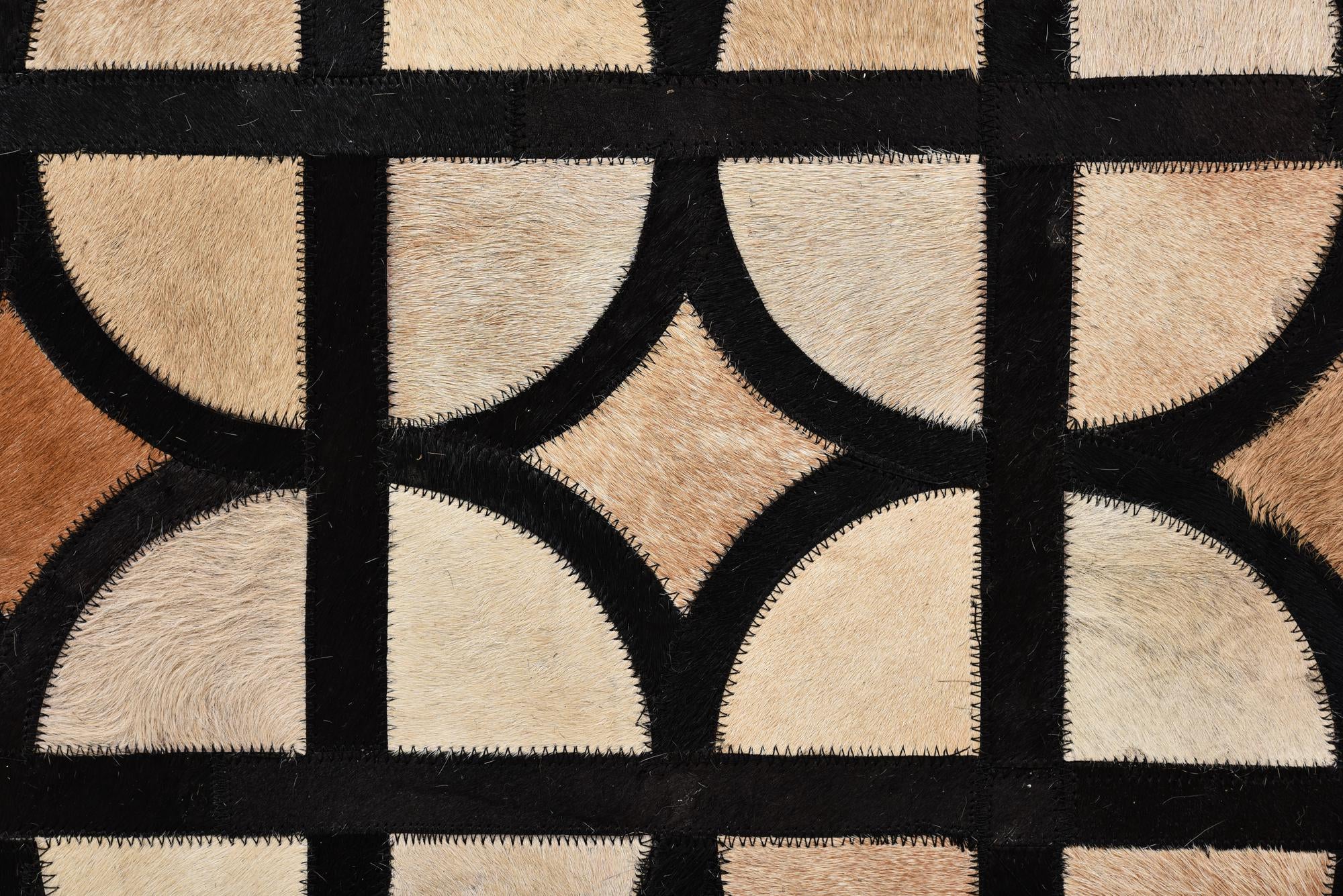 8' 2 x 10' Cowhide Leather Rug