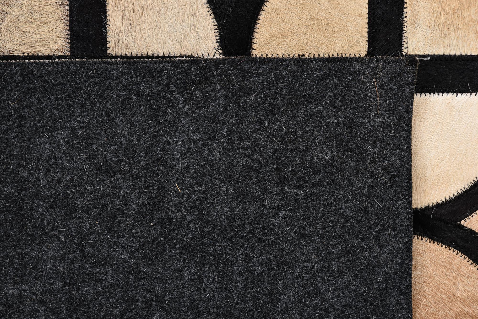 8' 2 x 10' Cowhide Leather Rug