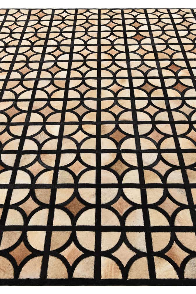 8' 1 x 10' Cowhide Leather Rug