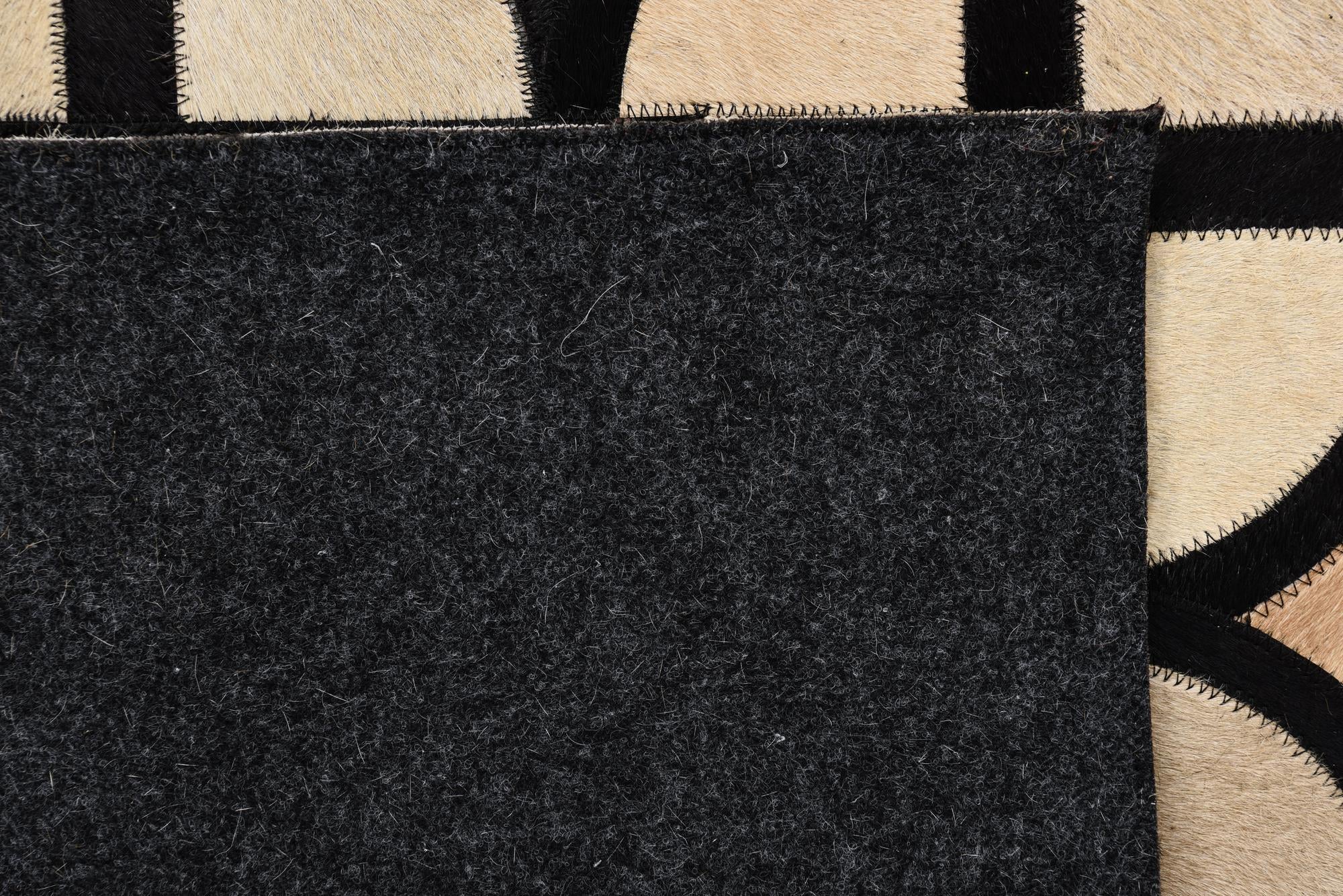 8' 2 x 10' Cowhide Leather Rug