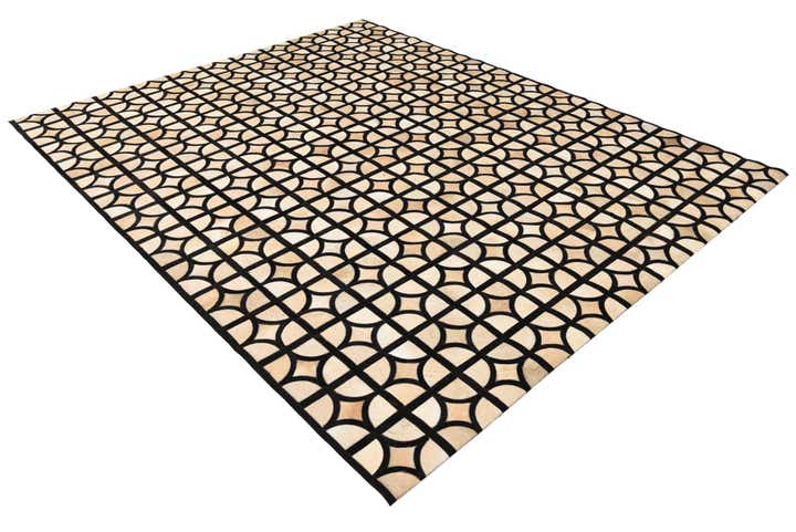 8' 2 x 10' Cowhide Leather Rug