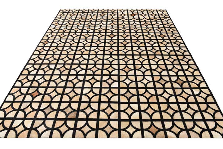 8' 1 x 10' Cowhide Leather Rug