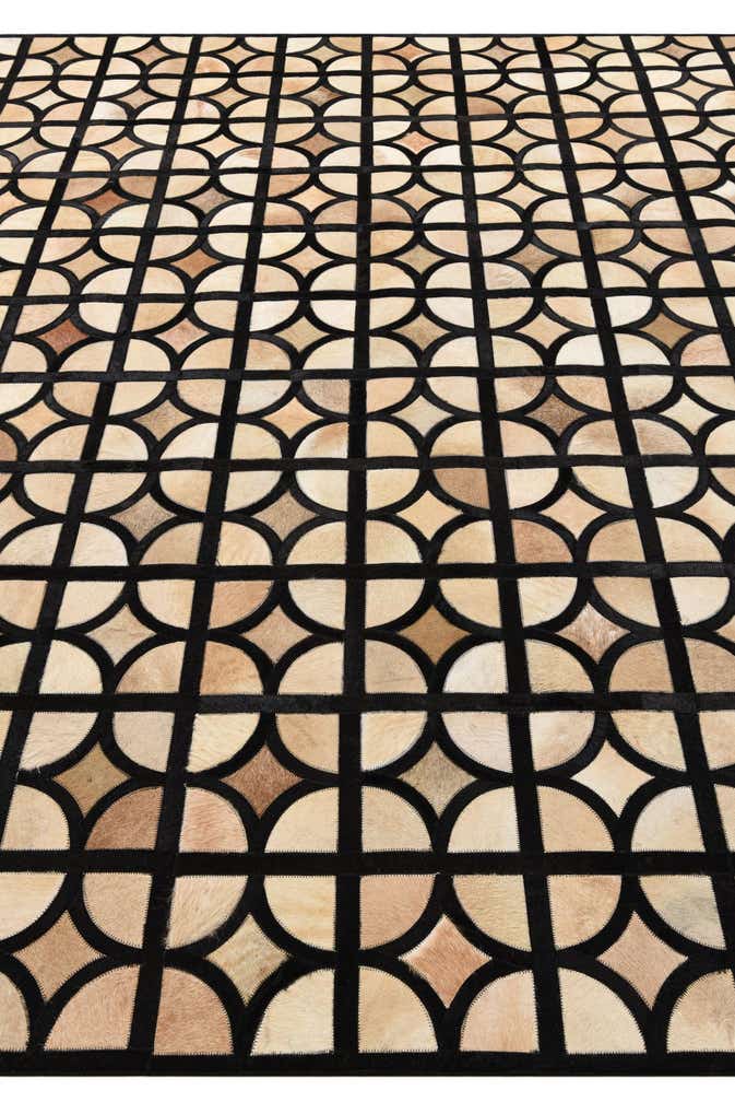 8' 1 x 10' Cowhide Leather Rug
