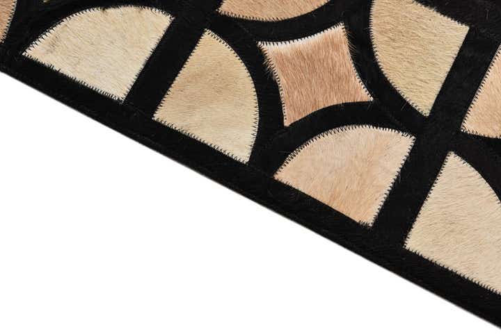 8' 1 x 10' Cowhide Leather Rug