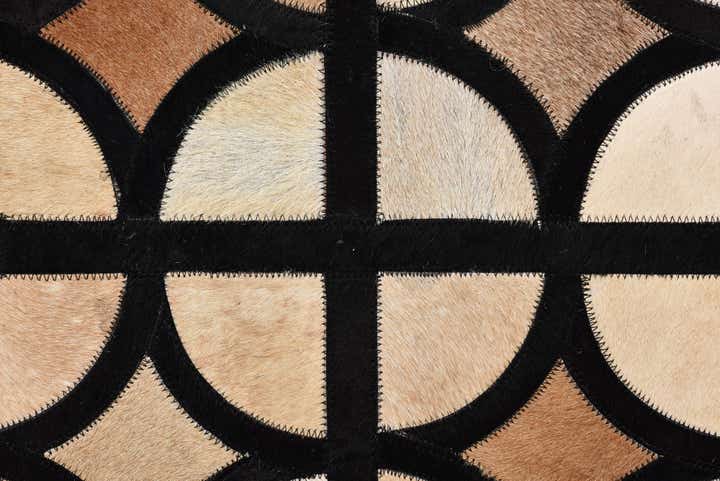 8' 1 x 10' Cowhide Leather Rug