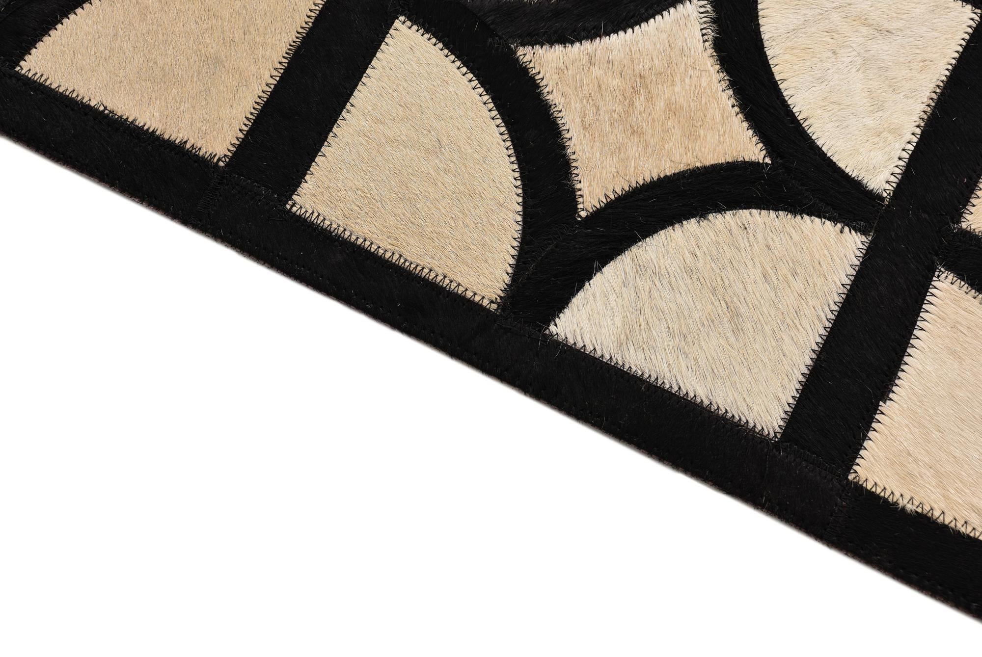 8' 1 x 10' Cowhide Leather Rug