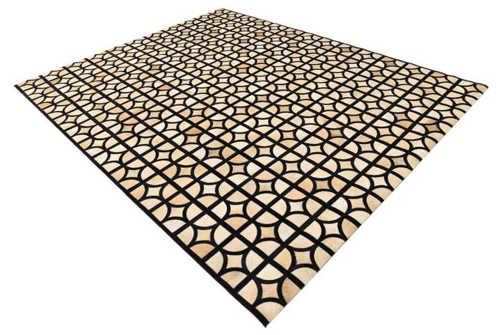 8' 1 x 10' Cowhide Leather Rug