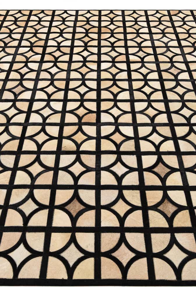 8' 1 x 10' Cowhide Leather Rug