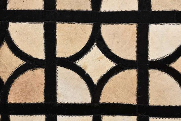 8' 1 x 10' Cowhide Leather Rug