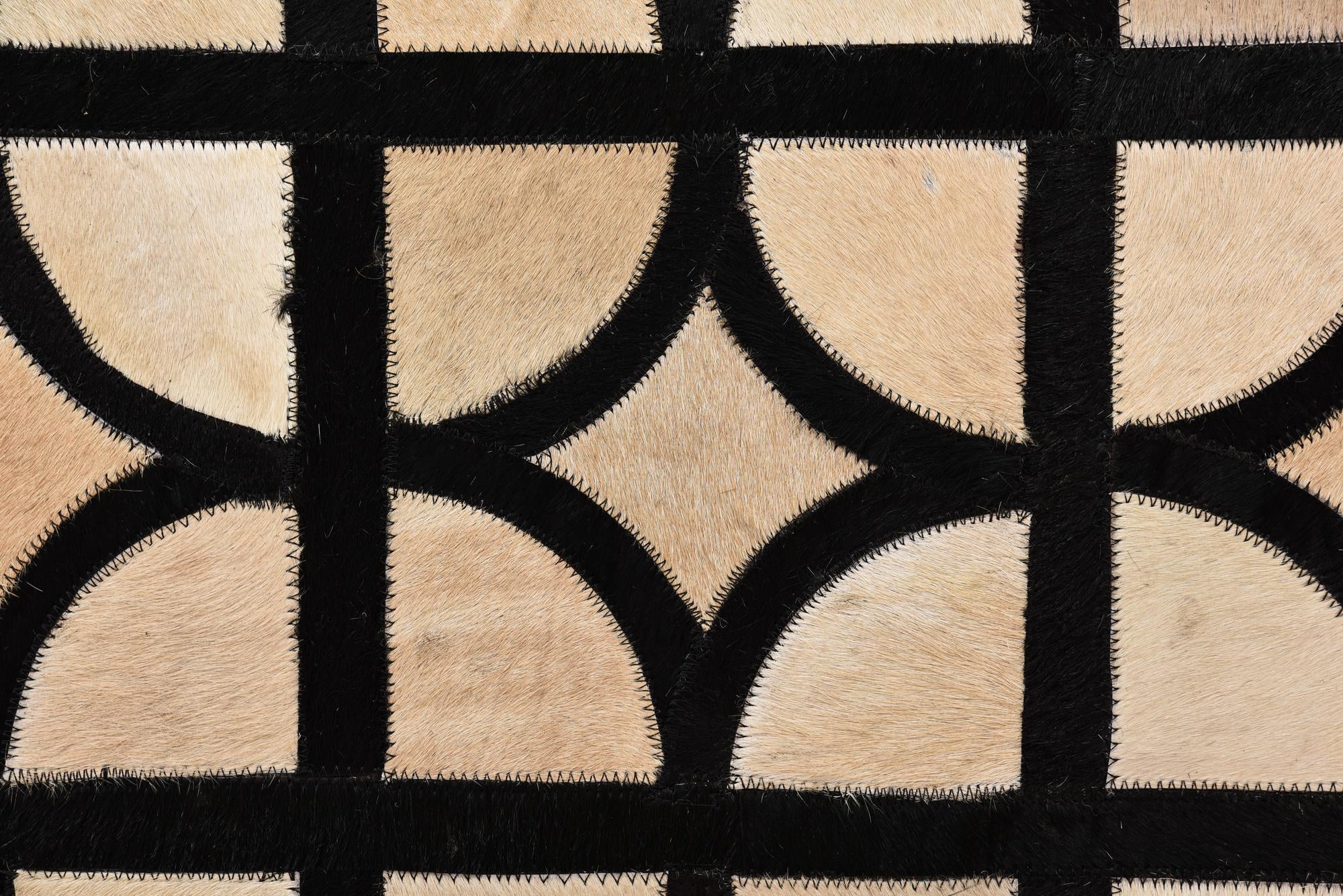 8' 2 x 10' Cowhide Leather Rug