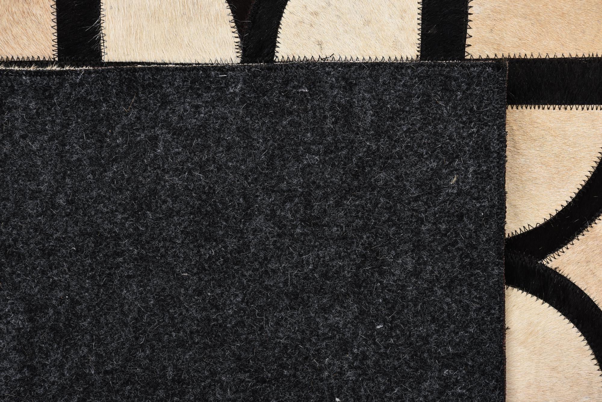 8' 2 x 10' Cowhide Leather Rug