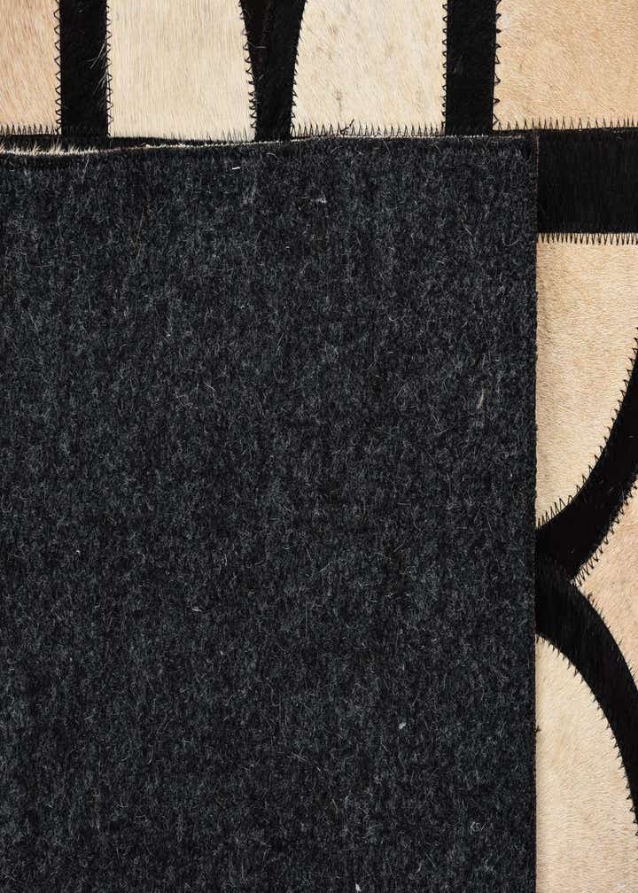 8' 2 x 10' Cowhide Leather Rug