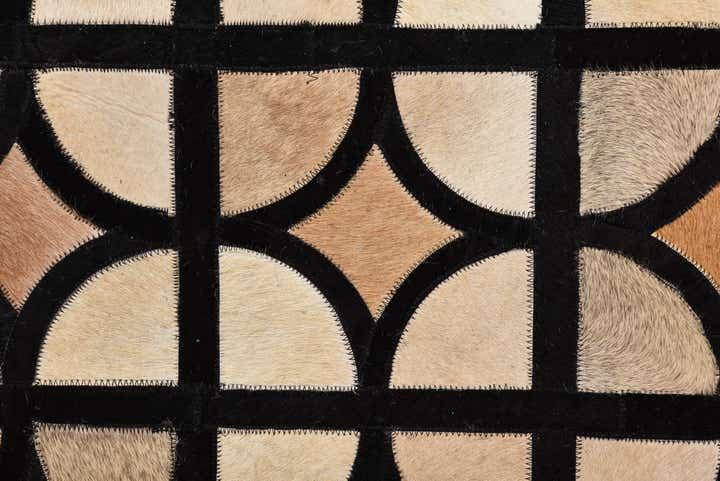 8' 1 x 10' Cowhide Leather Rug