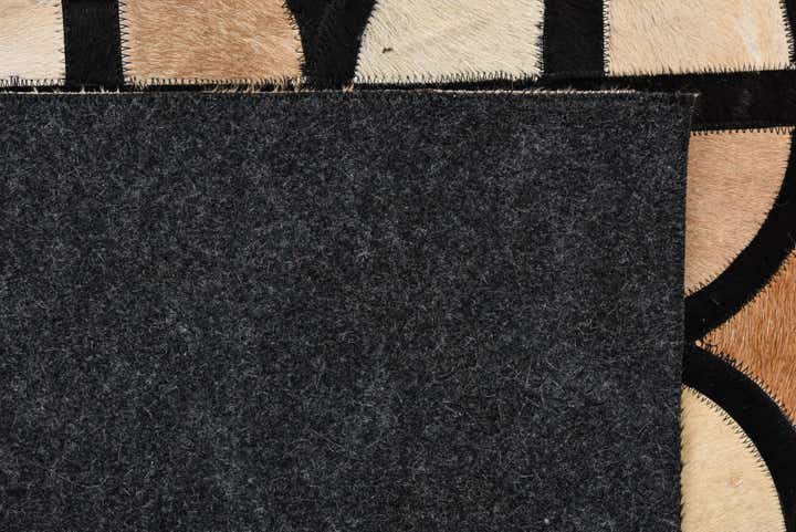 8' 1 x 10' Cowhide Leather Rug