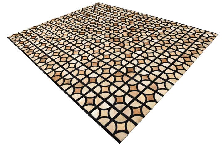 8' 1 x 10' Cowhide Leather Rug