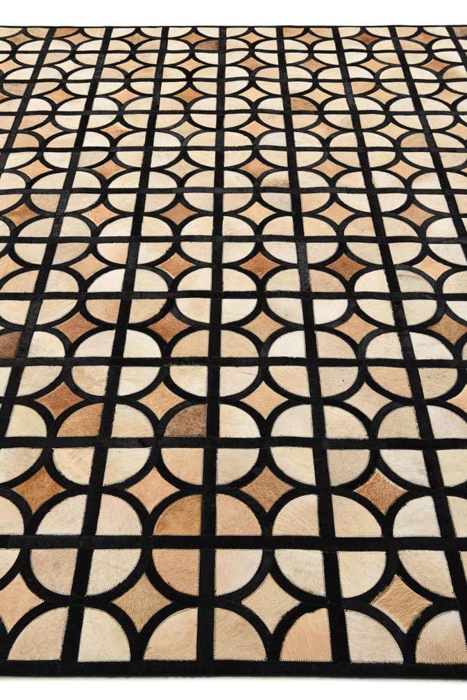 8' 1 x 10' Cowhide Leather Rug